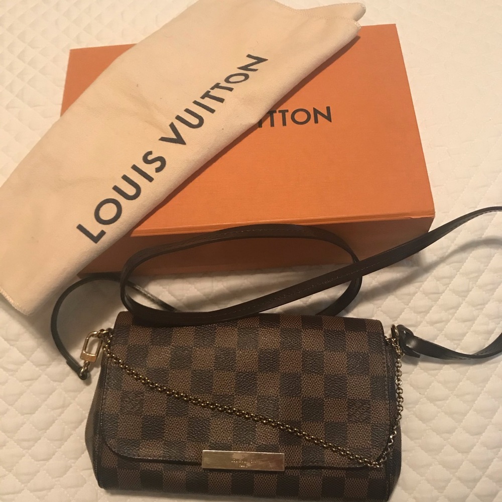 Louis vuitton monogram cross body bag
